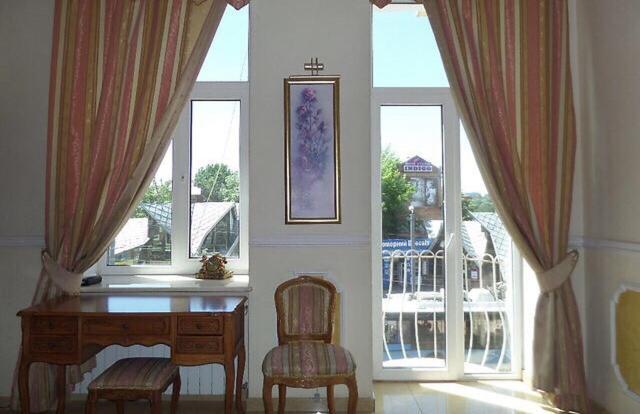 Beautiful Apartment In The Center Of Vinnytsia Exteriör bild