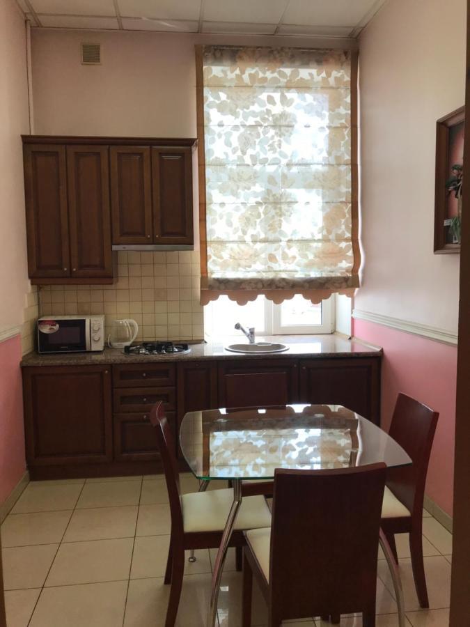 Beautiful Apartment In The Center Of Vinnytsia Exteriör bild